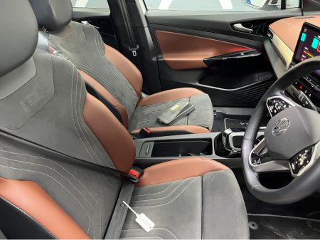 2023 Volkswagen ID.4 - thumbnail 10