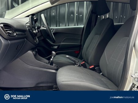 2020 Ford Fiesta - thumbnail 8