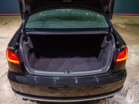 2016 Audi S3 BLACK HALF LEATHER UPHOLSTERY - FACTORY ALLOY WHEELS - FLAT BOTTOM STEERING WHEEL - REVERSE CAMERA €25,950 thumbnail