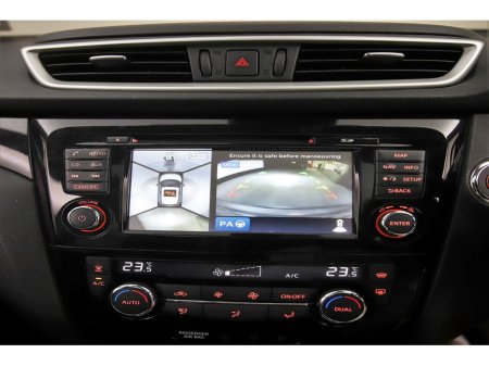 2016 Nissan Qashqai - thumbnail 14