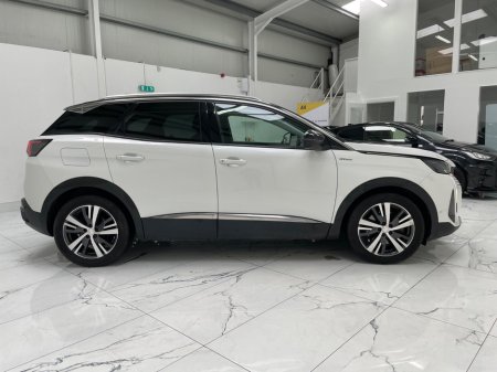 2021 Peugeot 3008 - thumbnail 2
