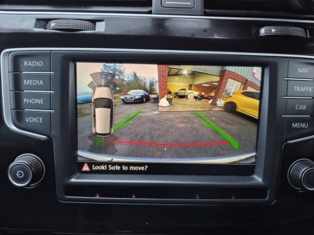 2016 Volkswagen Golf HIGHLINE 1.6 TDI MANUAL 5SPEED 5DR 110HP 5 €11,750 thumbnail