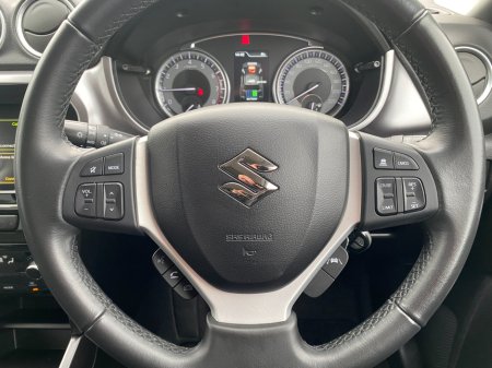 2023 Suzuki Vitara 1.4 Hybrid SZ-T MT €22,950 thumbnail