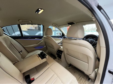 2017 BMW 5 Series - thumbnail 17