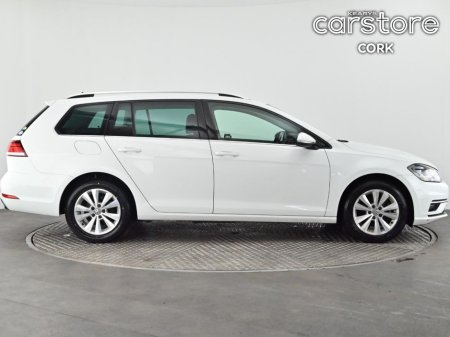 2018 Volkswagen Golf - photo 2
