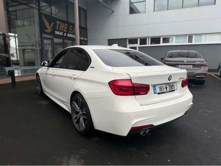 2016 BMW 3 Series - thumbnail 2