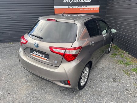 2017 Toyota Yaris - photo 4