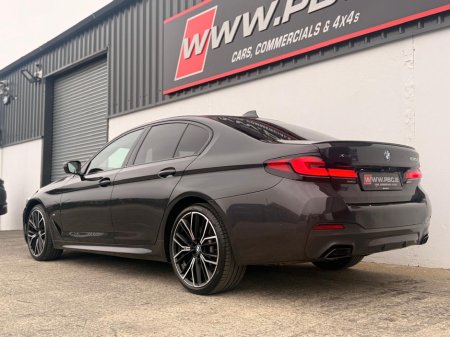 2022 BMW 5 Series - thumbnail 32