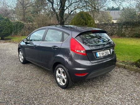 2010 Ford Fiesta 1.25 82 PS Titanium €3,950 thumbnail