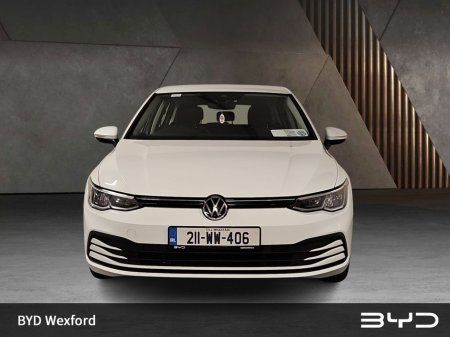 2021 Volkswagen Golf 2.0 TDI 115HP Life €21,975 thumbnail