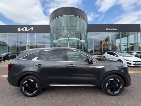 2026 Kia Sorento *Low Rate Finance* 1.6 phev , Auto, 7 Years Warranty, Glass Roof, Heated Leather Seats, Electric Seats, Auto Lights, Auto Wipers, Sun Blinds, 4X4 €66,350