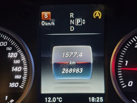 2015 Mercedes-Benz C Class - thumbnail 19