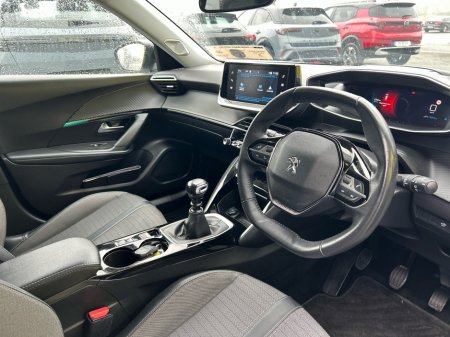 2022 Peugeot 2008 ALLURE 1.2 100 4DR thumbnail