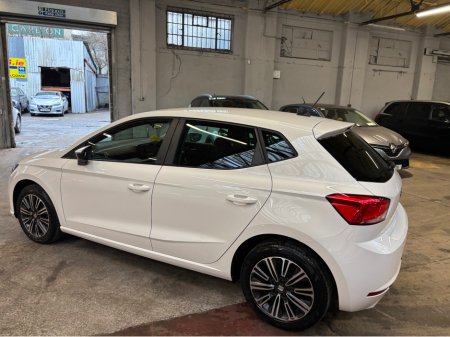 2024 SEAT Ibiza PA 1.0 MPI 80HP SE+ €18,499 thumbnail