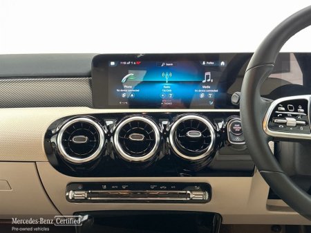 2022 Mercedes-Benz A Class A180d A/T Progressive €335pm €33,900 thumbnail