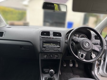 2013 Volkswagen Polo - thumbnail 14