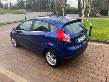 2015 Ford Fiesta 1.25 ZETEC 60PS 5DR ARGENTO €8,250 thumbnail