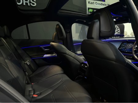 2025 Mercedes-Benz AMG E 53 PREMIUM PLUS E-HYBRID 4MATIC €109,950 thumbnail