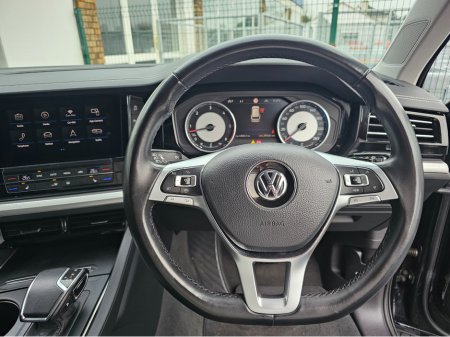 2019 Volkswagen Touareg 3.0 TDI 4M 231HP 4DR A AUTO €26,950 thumbnail