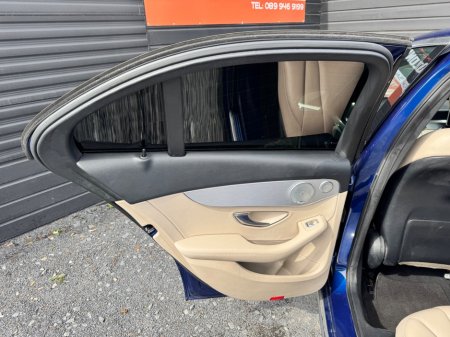 2016 Mercedes-Benz C Class - thumbnail 18