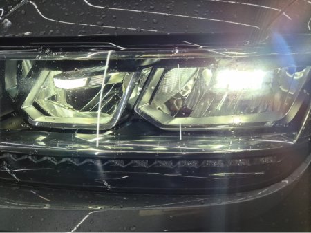 2020 Volkswagen Tiguan - thumbnail 22