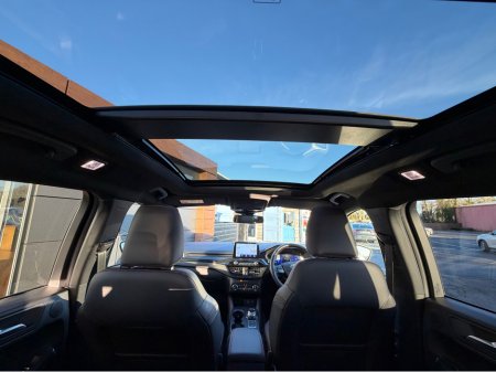 2022 Ford Kuga ST Line X - PHEV Top Spec - Panoramic roof €28,940
