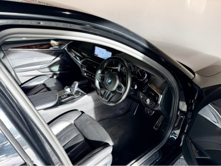 2017 BMW 5 Series D M SPORT ZM5G 4DR AUTO €27,990 thumbnail