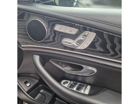 2019 Mercedes-Benz E Class - thumbnail 13