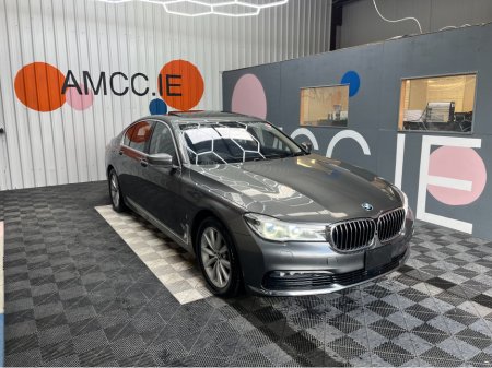 2016 BMW 7 Series €24950! 2016 740e PLUG-IN HYRBID  / 64k KMs / COOLED & HEATED SEATS , REVERSE CAMERA , ADAPTIVE CRUISE & MORE