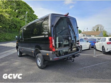 2026 Mercedes-Benz Sprinter 319 MWB LOW ROOF 4X4 SELECT AUTO