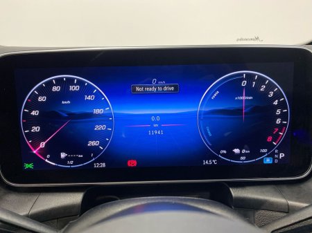 2025 Mercedes-Benz GLC Class - thumbnail 8