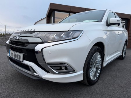 2019 Mitsubishi Outlander - thumbnail 13