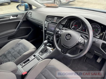 2015 Volkswagen Golf - thumbnail 10