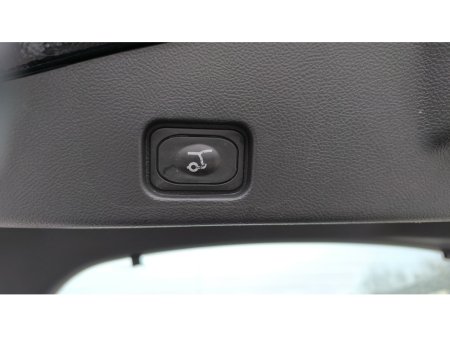 2017 Volkswagen Tiguan - thumbnail 17