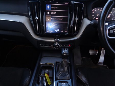 2018 Volvo XC60 - thumbnail 13