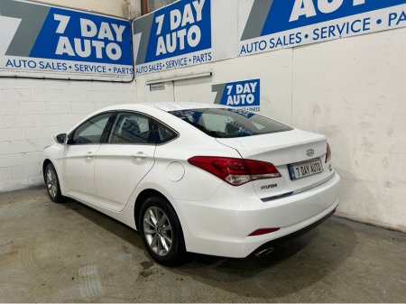 2016 Hyundai i40 1.7 CRDI S BL/DR 141PS 4DR €9,750 thumbnail
