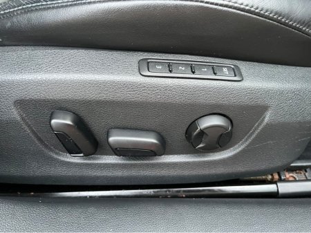 2016 Skoda Superb - thumbnail 9