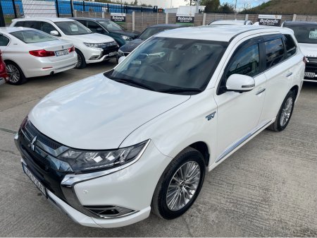 2020 Mitsubishi Outlander (Very Low Km's) HYBRID 2.4 PHEV AUTOMATIC 5DR MODEL  www.bolandscarcentre.ie €24,900 thumbnail