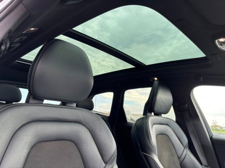 2018 Volvo XC60 T8 R-Design Pro AWD 320BHP €26,995 thumbnail