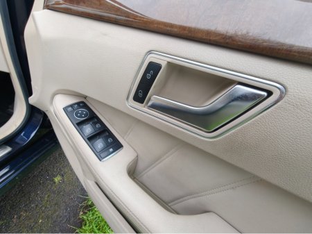 2016 Mercedes-Benz E Class E220 BLUETEC SE 5DR AUTO CDI €16,950 thumbnail