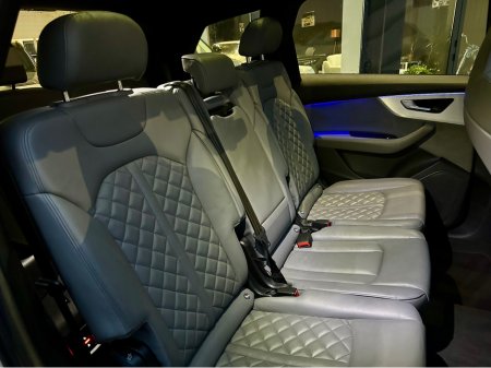 2024 Audi Q7 45 TDI 231 Q TIP S LINE 4DR €99,950 thumbnail