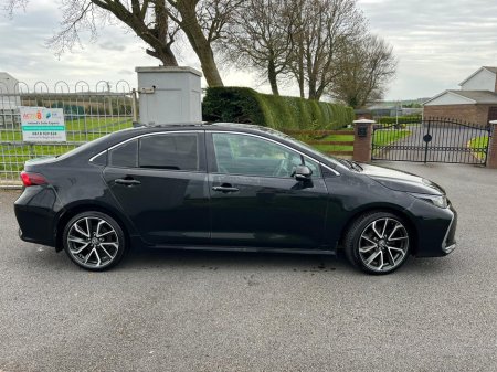 2023 Toyota Corolla - thumbnail 3