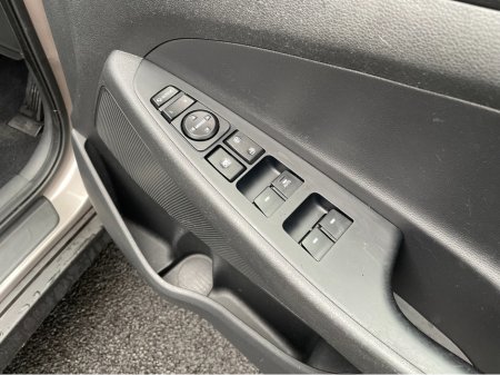 2016 Hyundai Tucson EXECUTIVE 5DR €13,450 thumbnail