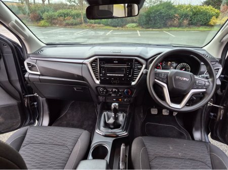 2023 Isuzu D-MAX DL20 DCB   NO  VAT €34,450 thumbnail