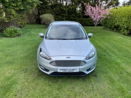 2017 Ford Focus - photo 4