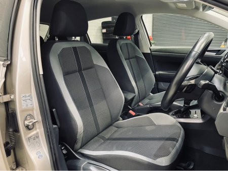 2018 Volkswagen Polo - thumbnail 14