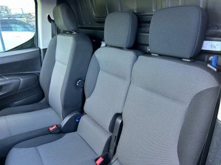 2021 Opel Combo - thumbnail 14