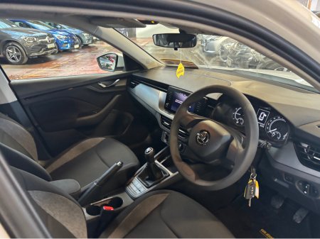 2024 Skoda Kamiq ACTIVE 1.0 TSI 95BHP 5DR €21,999 thumbnail