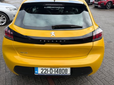 2022 Peugeot 208 - thumbnail 4