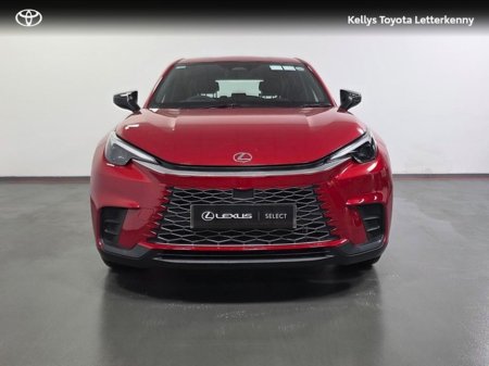 2025 Lexus LBX - thumbnail 5